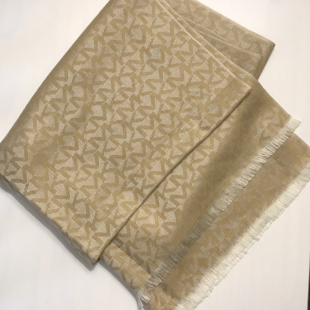 Brand New Michael Kors scarf